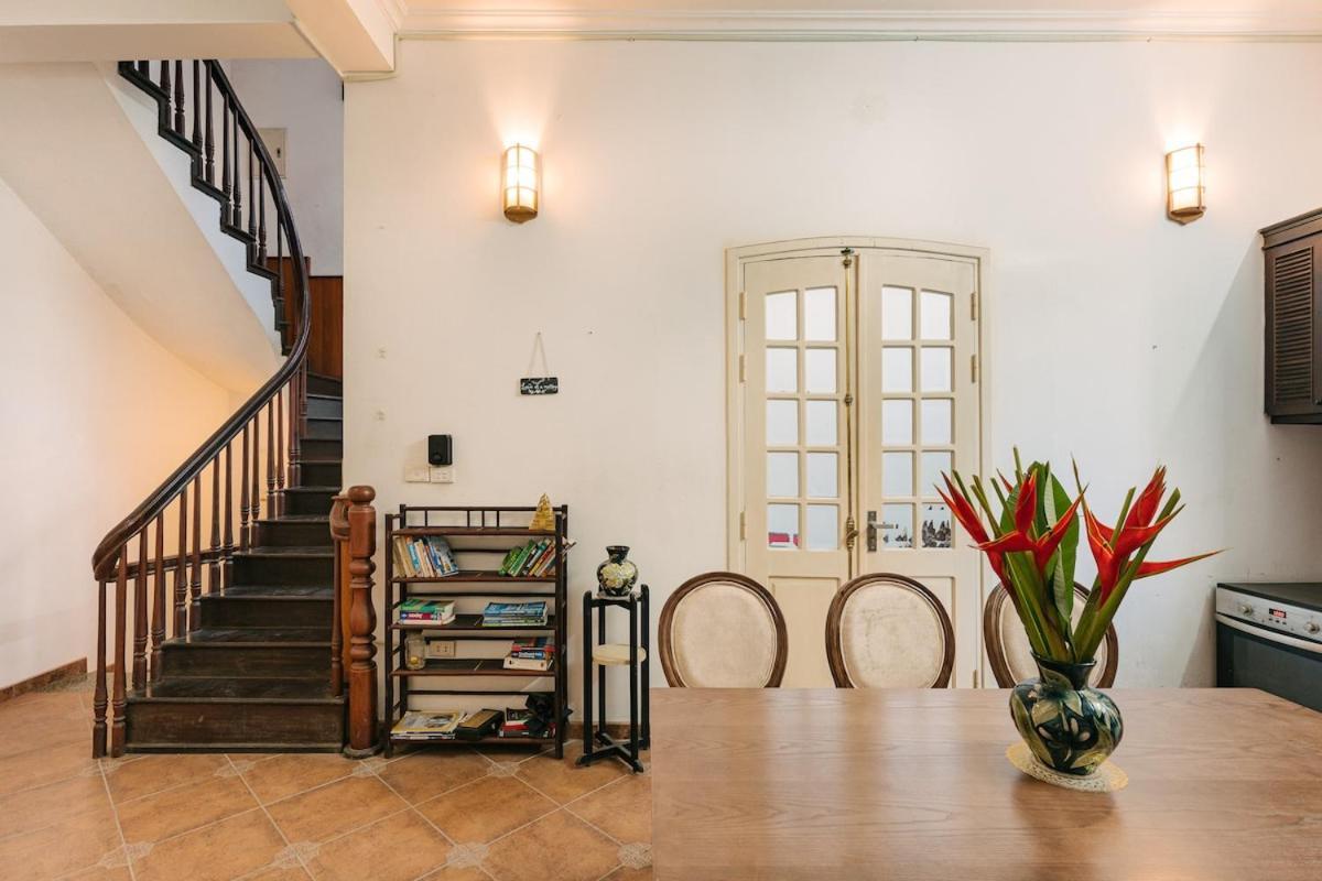 Spacious 5br Mansion With Pool And Cinema In *