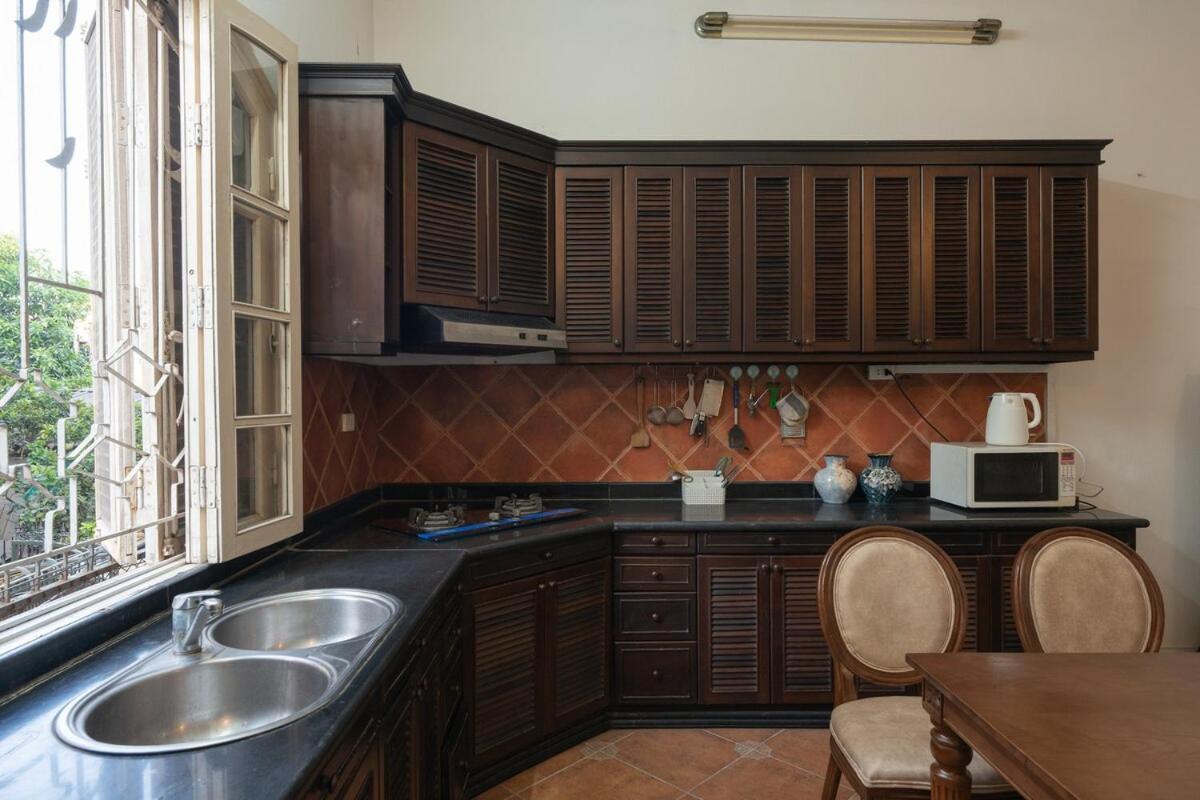 Biệt thự Spacious 5br Mansion With Pool And Cinema In Hà Nội