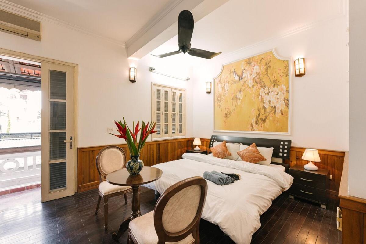 Spacious 5br Mansion With Pool And Cinema In