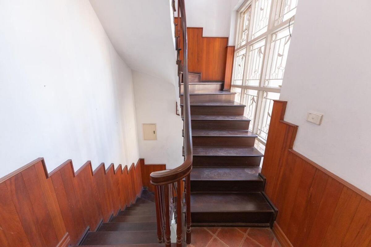 Spacious 5br Mansion With Pool And Cinema In Biệt thự Hà Nội